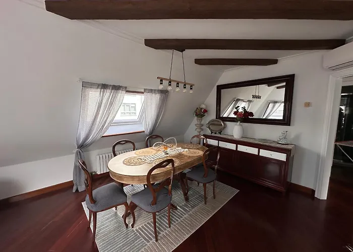 Atico Exclusivo Y Centrico En Peregrina *