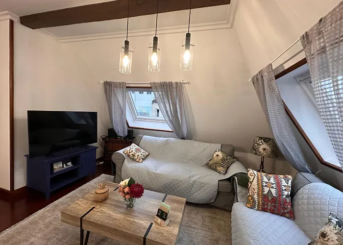 Atico Exclusivo Y Centrico En Peregrina 아파트