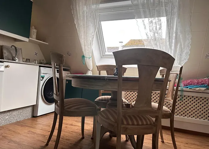 Atico Exclusivo Y Centrico En Peregrina * 폰테베드라